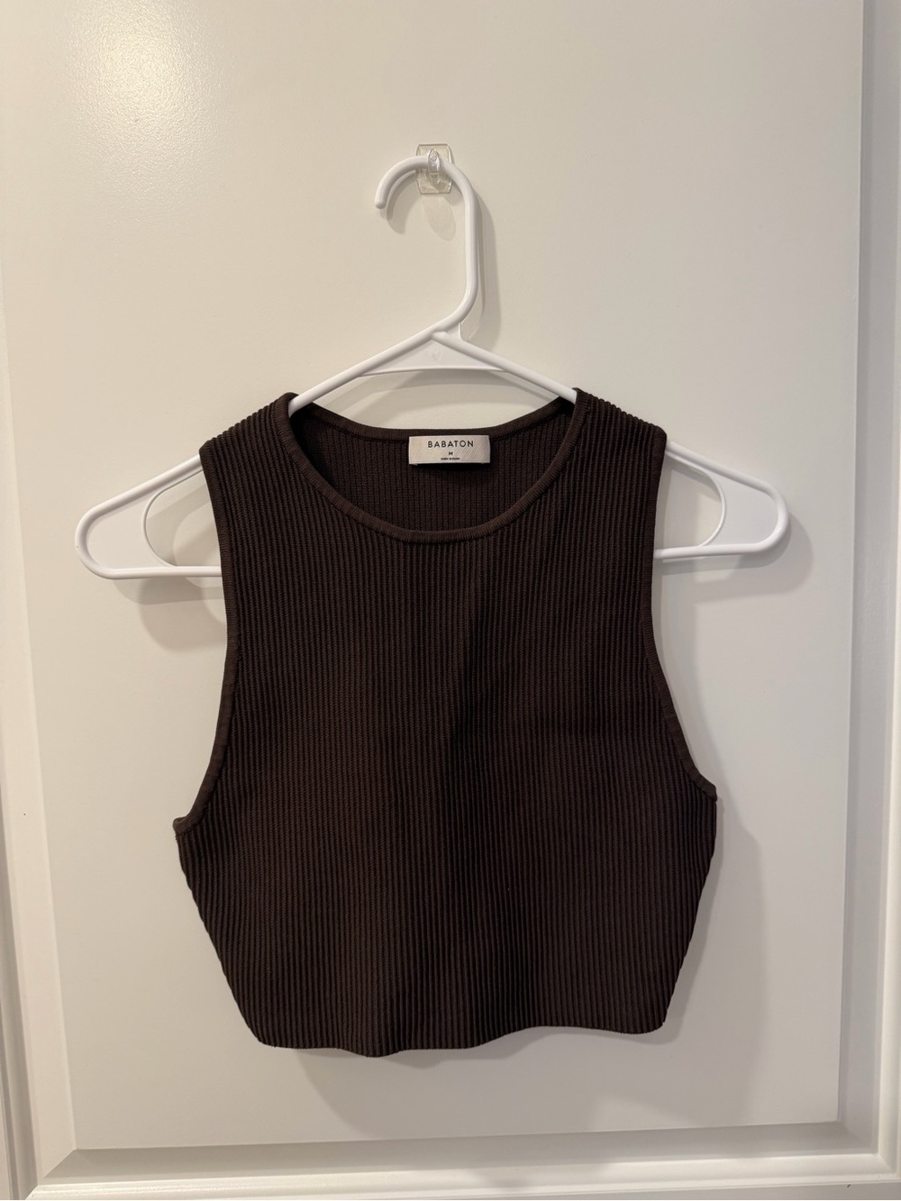 ARITZIA - BABATON Ribbed Crop Tank Top - Dark Brown
